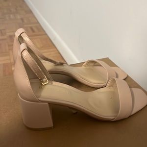 Kitten heels worn once